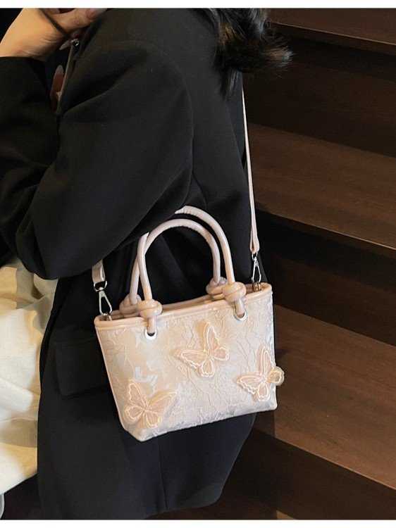 主图-3 Embroidery fashion versatile bucket bag versatile crossbody bag - Image 8