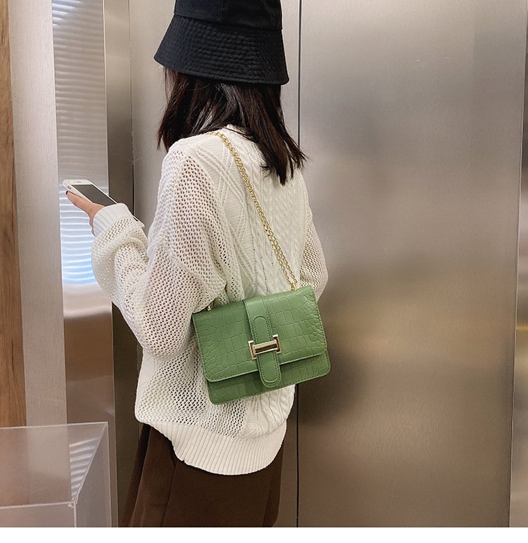 详情-8 Stone Pattern Embossed Square Shoulder Bag Summer Minimalist Crossbody - Image 7