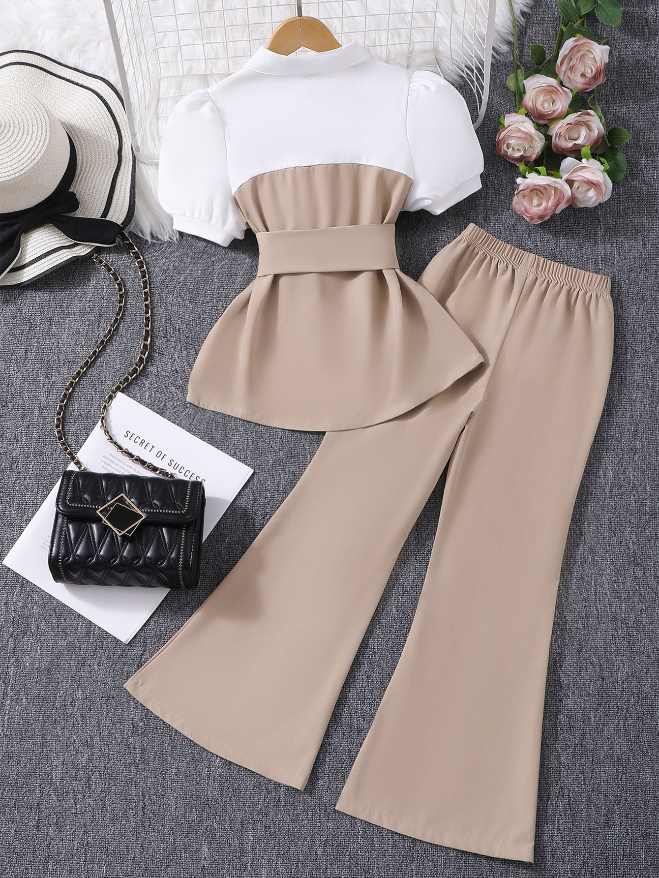 主图-2 Summer Contrast Lapel Puff Sleeve Set | Effortless Elegance – Puff Sleeve Top + Flared Pants Co-Ord - Image 2