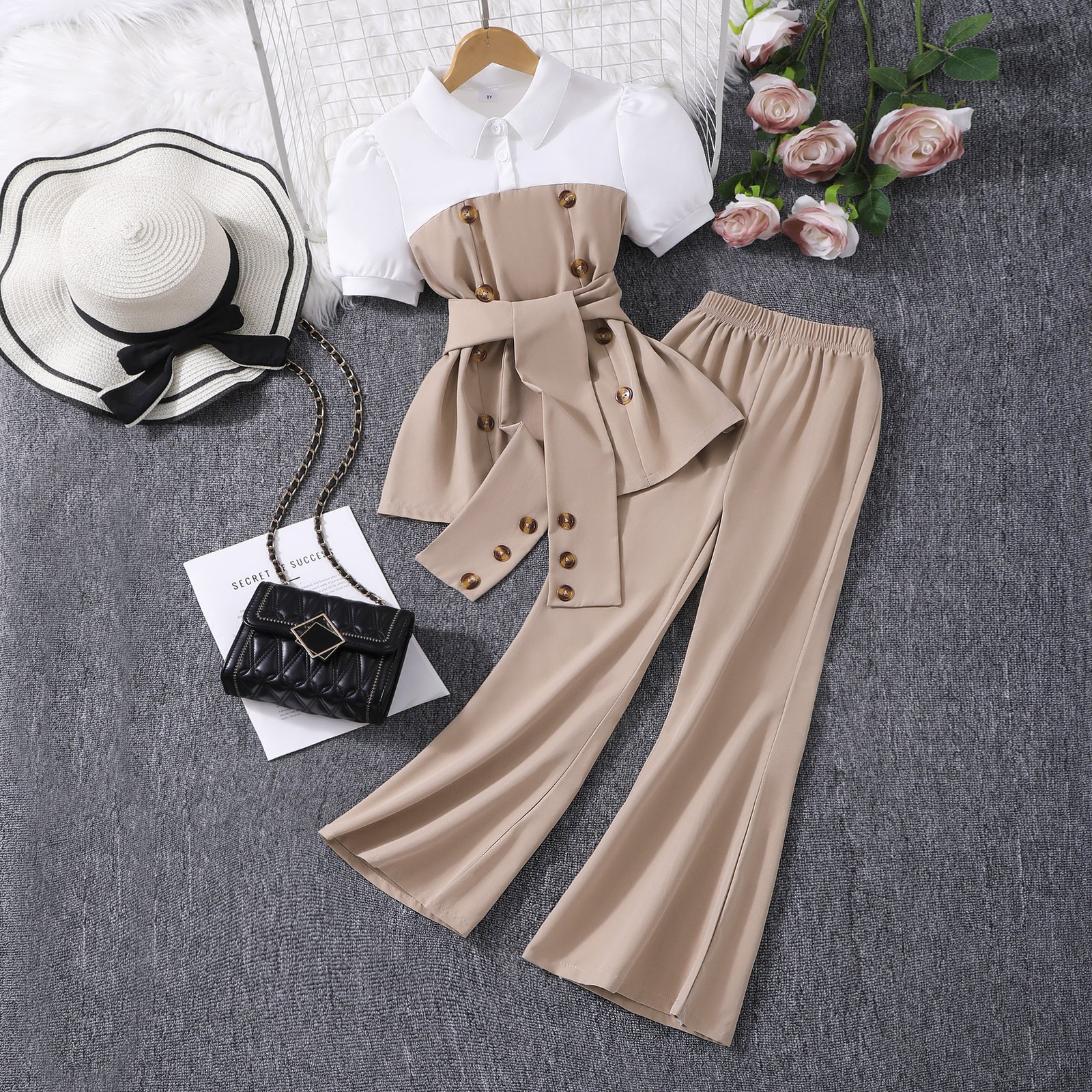 主图-6 Summer Contrast Lapel Puff Sleeve Set | Effortless Elegance – Puff Sleeve Top + Flared Pants Co-Ord - Image 6