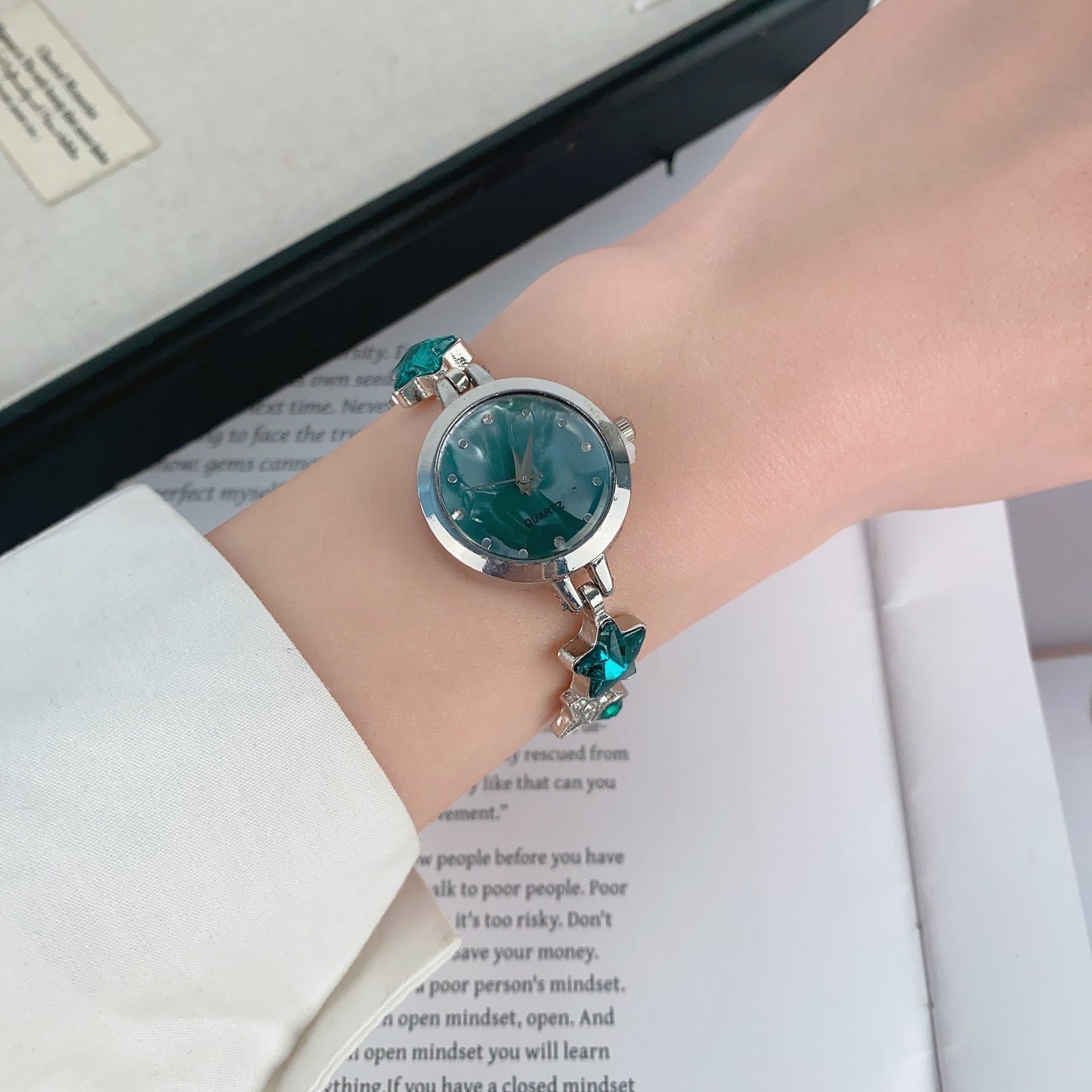 luxury star crystal bracelet watch – pull adjust women’s fashion watch luxury star crystal bracelet watch – pull adjust women’s fashion watch