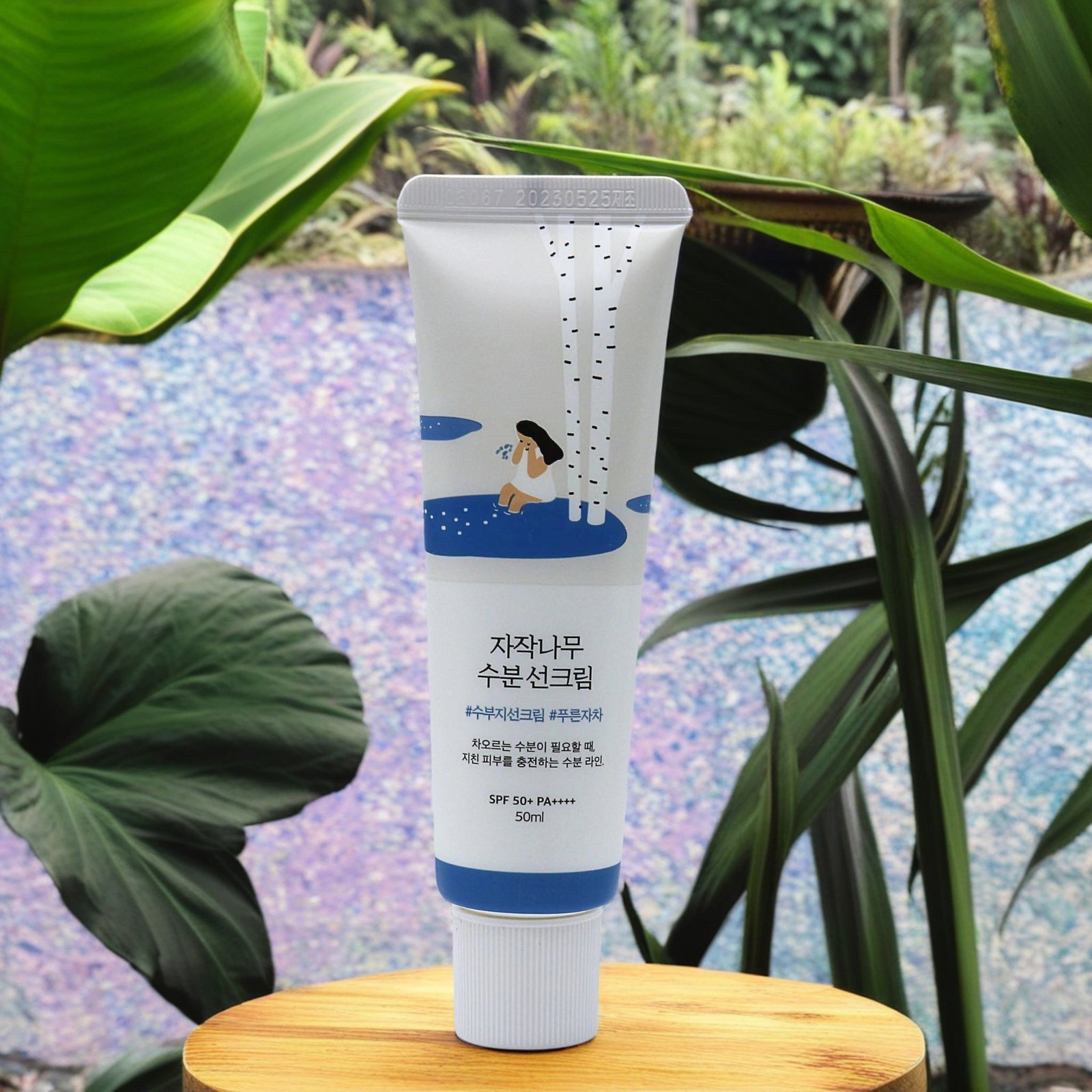 roundlab 1025 dokdo birch juice sunscreen | korea lightweight uv protection & hydrating spf roundlab 1025 dokdo birch juice sunscreen | korea lightweight uv protection & hydrating spf